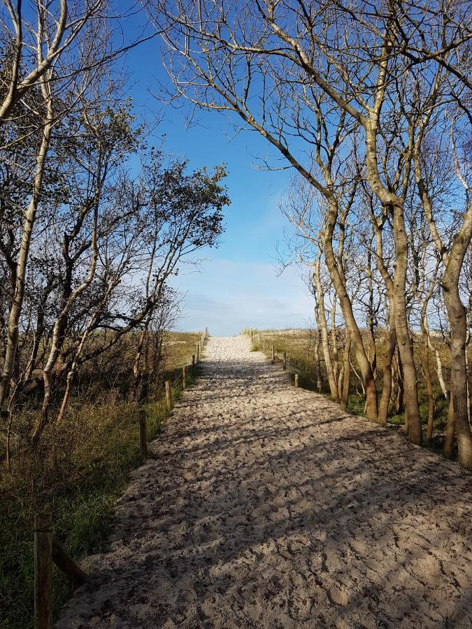 Sonnenstrahl Im Kuestenwald Gelbensande Exterior foto